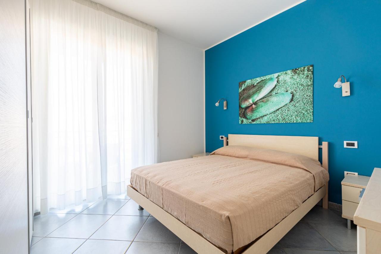 Terraces D'Orlando - Family Apartments With Sea View And Pool กาโปดอร์ลันโด ภายนอก รูปภาพ