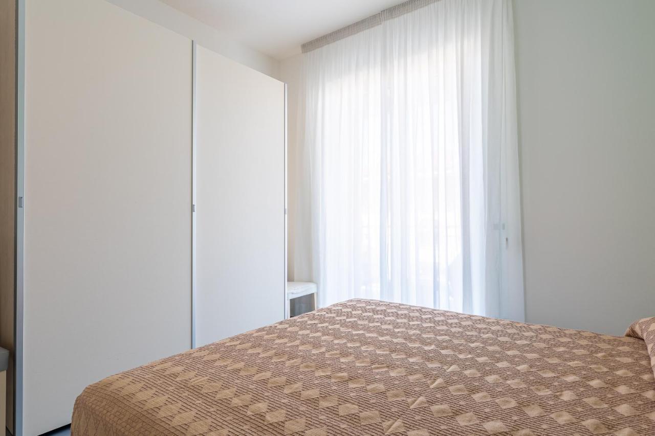 Terraces D'Orlando - Family Apartments With Sea View And Pool กาโปดอร์ลันโด ภายนอก รูปภาพ