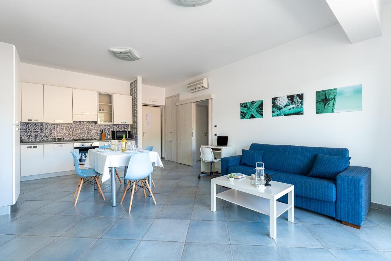 Terraces D'Orlando - Family Apartments With Sea View And Pool กาโปดอร์ลันโด ภายนอก รูปภาพ