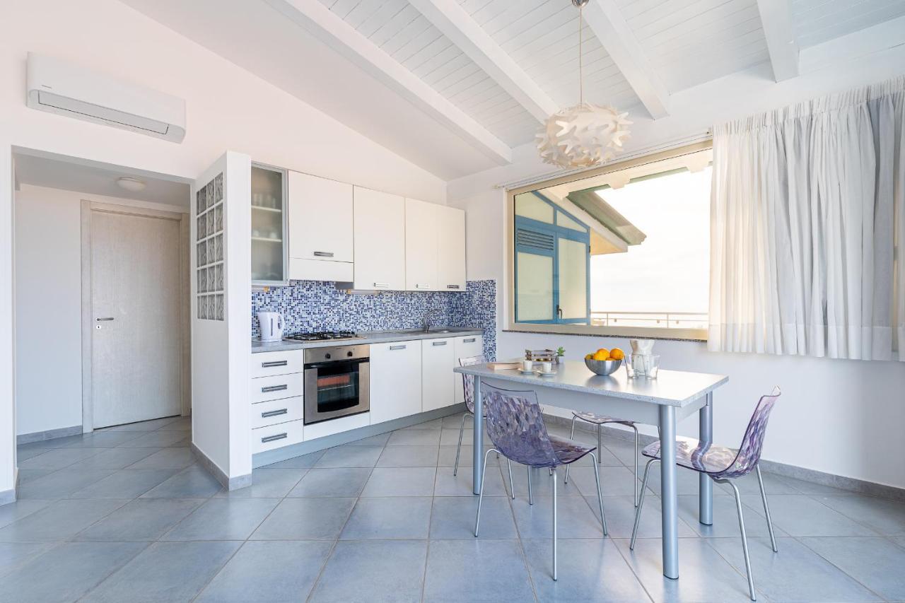 Terraces D'Orlando - Family Apartments With Sea View And Pool กาโปดอร์ลันโด ภายนอก รูปภาพ