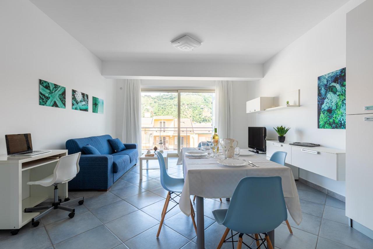 Terraces D'Orlando - Family Apartments With Sea View And Pool กาโปดอร์ลันโด ภายนอก รูปภาพ
