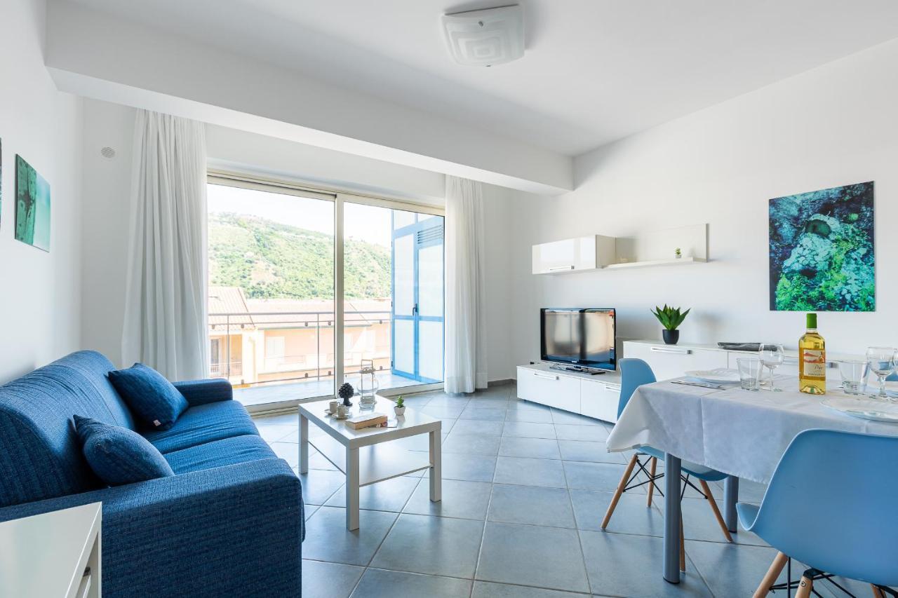Terraces D'Orlando - Family Apartments With Sea View And Pool กาโปดอร์ลันโด ภายนอก รูปภาพ