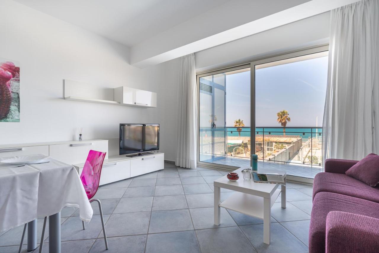 Terraces D'Orlando - Family Apartments With Sea View And Pool กาโปดอร์ลันโด ภายนอก รูปภาพ
