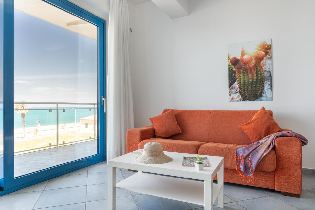 Terraces D'Orlando - Family Apartments With Sea View And Pool กาโปดอร์ลันโด ภายนอก รูปภาพ