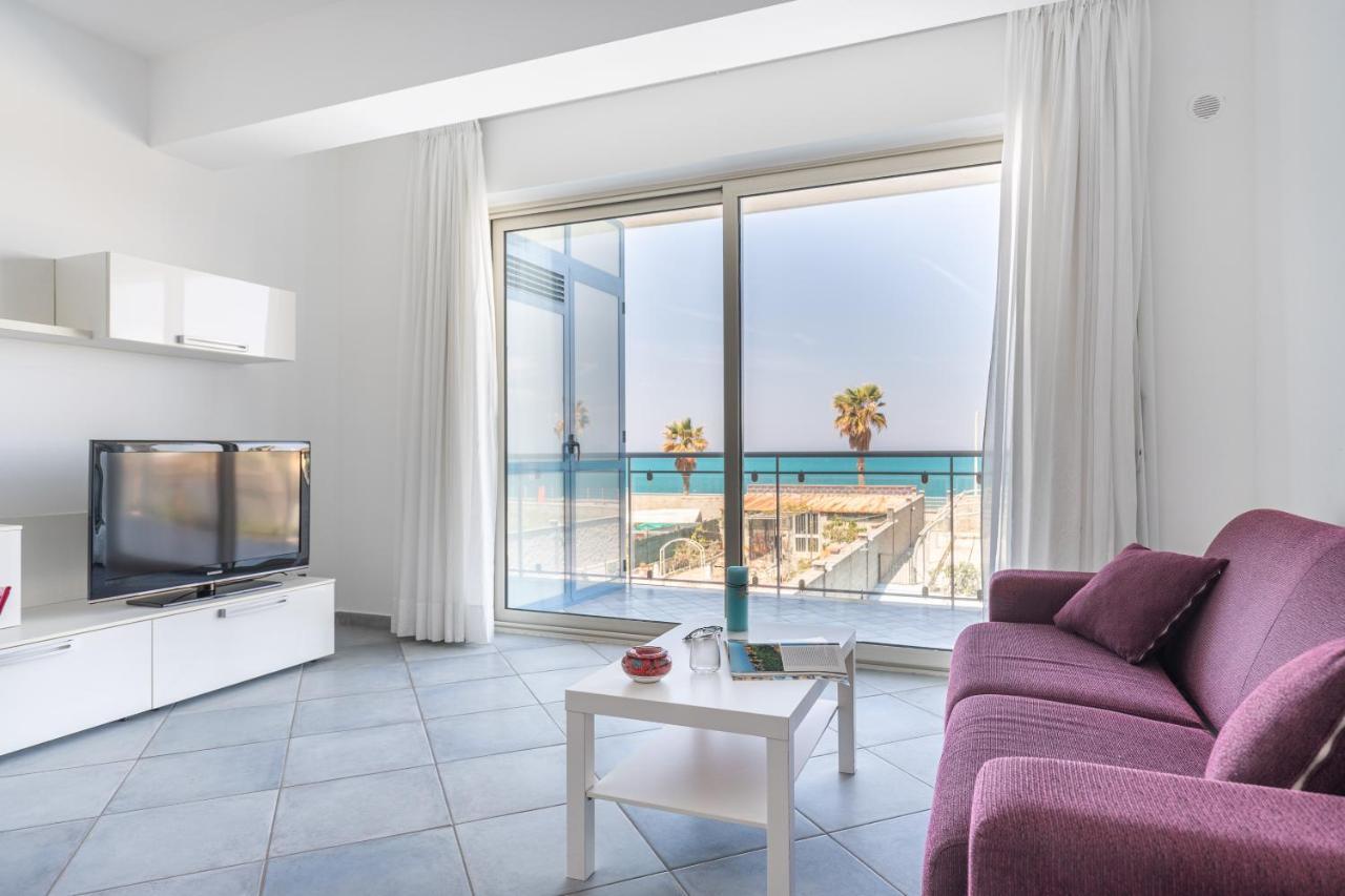 Terraces D'Orlando - Family Apartments With Sea View And Pool กาโปดอร์ลันโด ภายนอก รูปภาพ