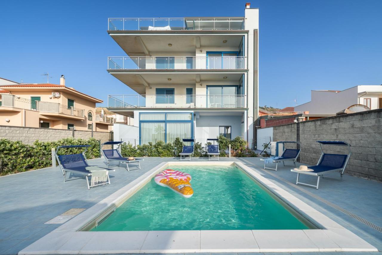 Terraces D'Orlando - Family Apartments With Sea View And Pool กาโปดอร์ลันโด ภายนอก รูปภาพ