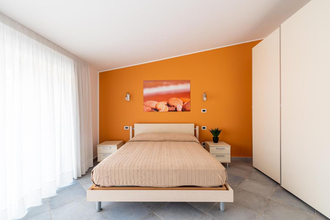 Terraces D'Orlando - Family Apartments With Sea View And Pool กาโปดอร์ลันโด ภายนอก รูปภาพ