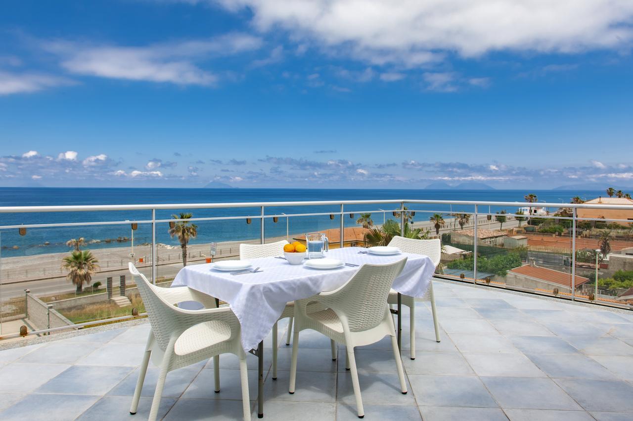 Terraces D'Orlando - Family Apartments With Sea View And Pool กาโปดอร์ลันโด ภายนอก รูปภาพ