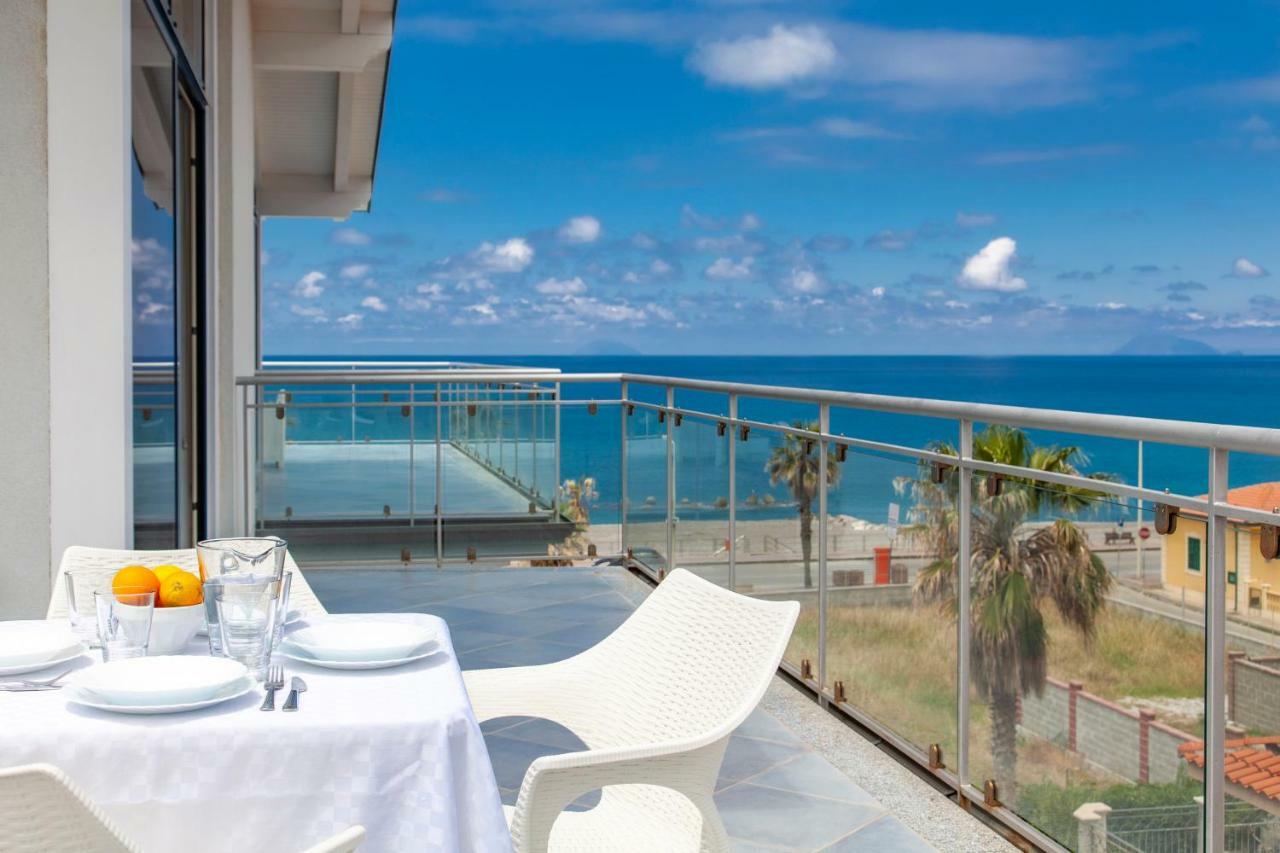 Terraces D'Orlando - Family Apartments With Sea View And Pool กาโปดอร์ลันโด ภายนอก รูปภาพ